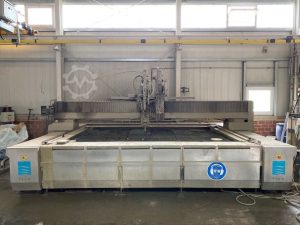 Flow T11-2000 Waterjet – Year 2001