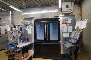 HURCO VMX 42 HSi WZM 40 – Year 2012