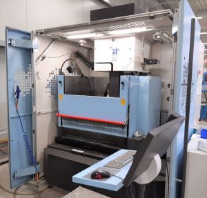 AGIE AgieCut Progress 3 – Year 2004