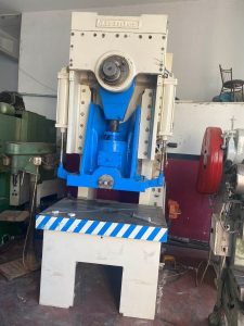 Dirinler Eccentric Press 250 Ton – Year 2000