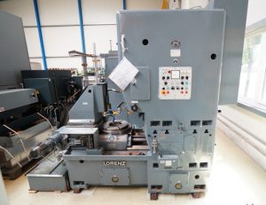 LORENZ LS 420 – Year 1977