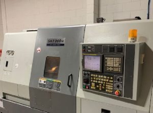 HYUNDAI SKT300M – 2006 Model