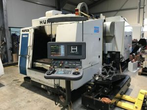 Hurco VMX 24 CNC Vertical Machining Center – Year 2000
