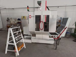 HERMLE C600U CNC Vertical Machining Center 5 Axes – Year 2004
