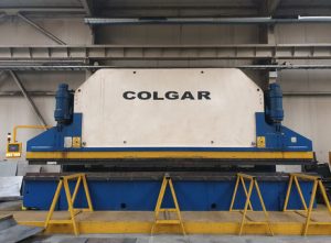 COLGAR  8100 mm  450 Ton – 1981 Model