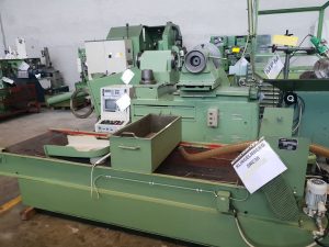KLINGELNBERG SNC 30 Hob Sharpening Machine – Year 1986