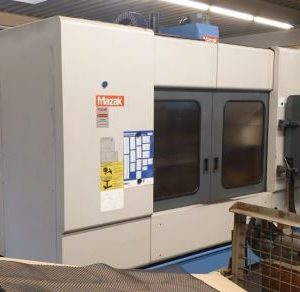 MAZAK VTC 20 B CNC Vertical Machining Center - Year 1999