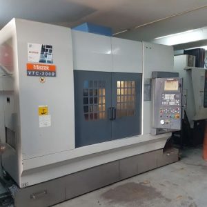 MAZAK VTC 200B - Year 2001