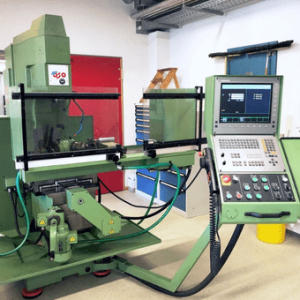 TOS FV 30 CNC - Year 2002