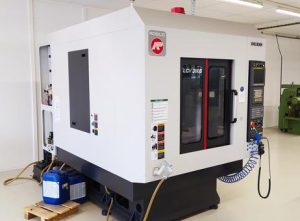 SAMSUNG LVC 380S CNC Vertical Machining Center – Year 2015