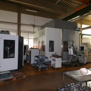 DMG MORI DMC 165 V linear - Year 2003
