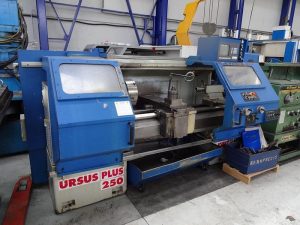 CMT URSUS PLUS 250 – Year 1995