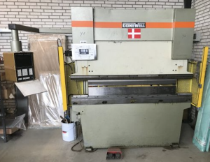Donewell H 2000  CNC Press Brake