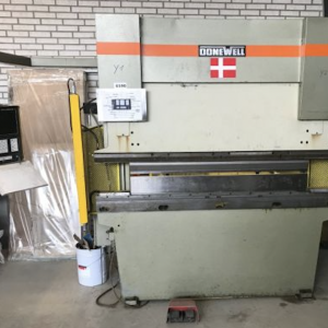 Donewell H 2000  CNC Press Brake