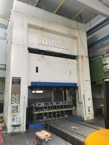 Müller 1200 Ton Hydraulic Press – Year 1970