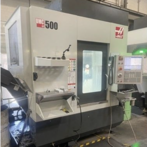 HAAS UMC500 CNC Vertical Machining Center 5 Axes - Year 2021