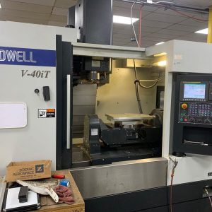 Leadwell V-40iT - Year 2016