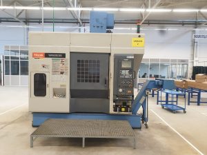 Mazak Variaxis 200 – Year 2000