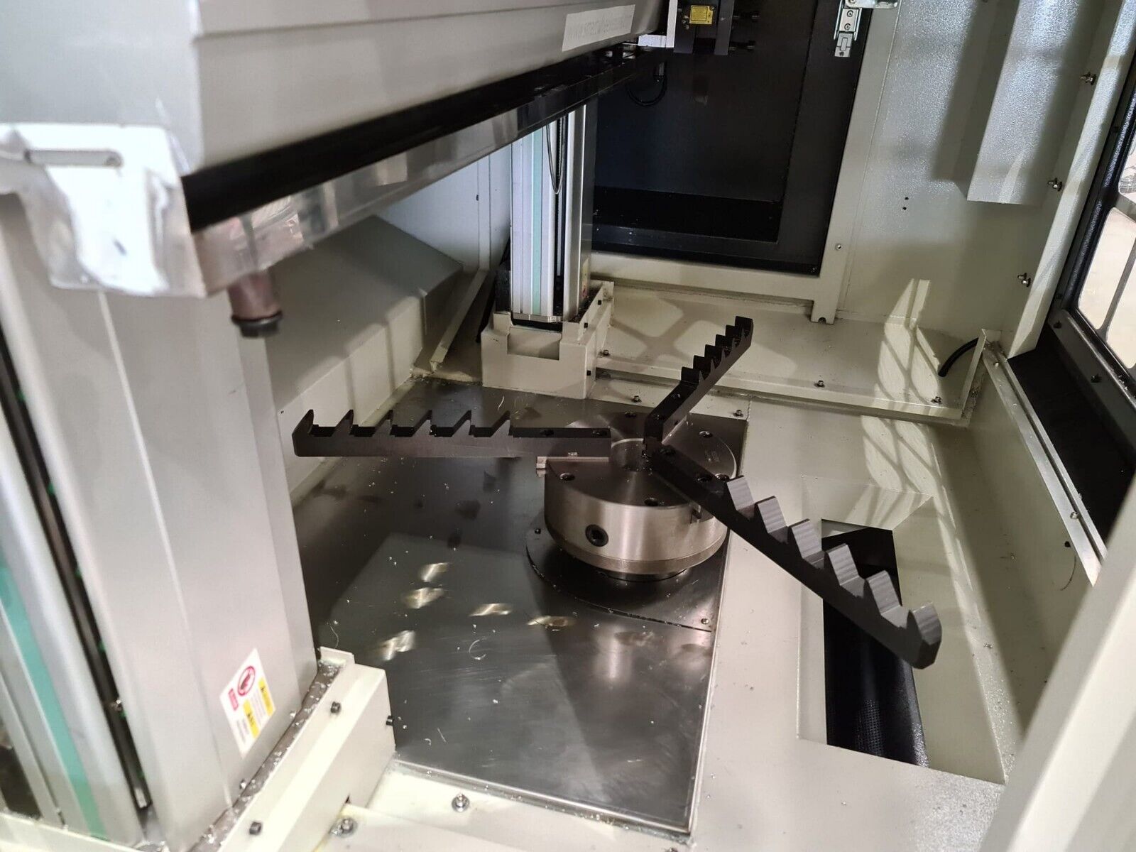 Vixen Vertical CNC Wheel Lathe For Alloy Wheel Machining Cncbul.co.uk
