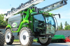 GRIM GT7 3000l Self-Propelled Sprayer