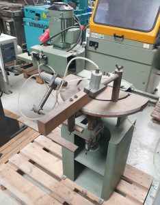 Graule AKF 5/250 End Milling Machine