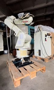 Kawasaki FS10L Industrial Robot – Year 2006