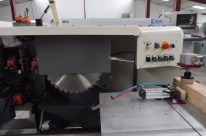 Parveau 920 CE Tenoning Machine – Year 2001