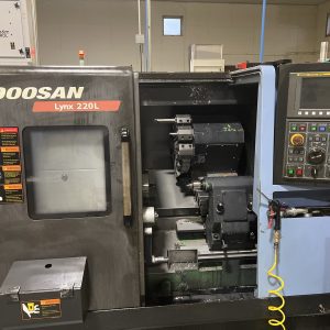 Doosan Lynx 220LC - Year 2012