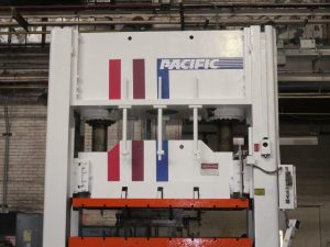 PACIFC 400D8-48 Straight Side Hydraulic Press 400 Ton