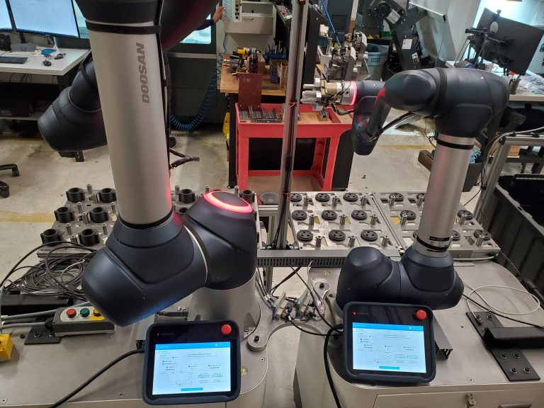 Doosan H2515 + Doosan M1013 Robots – Year 2021 – Cncbul.co.uk