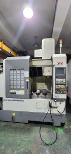 HYUNDAI WIA Hi-V450M CNC High-Speed Molding Machine – Year 2010