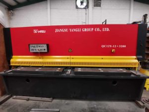 Jiangsu Yangli QC12Y-12×3200 Shear – Year 2013