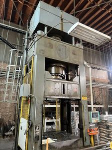 HPM HD-800-R-61-60 Hydraulic Straight Side Press