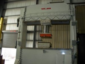 URSVIKEN VPF-1000 Hydraulic Straightening Shipbuild Press 1000 TON – Rebuilt 2008