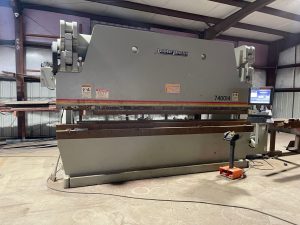 ACCURPRESS 740014 Hydraulic Press Brake – Year 2019