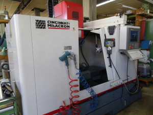 Cincinnati Milacron SABRE 750 CNC Machining Center