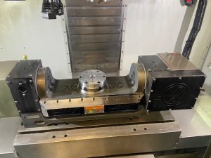 Haas TR160 5-Axis Trunnion Table – Year 2015