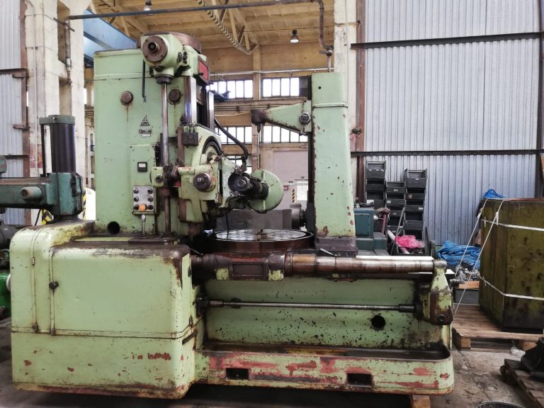What Should I Pay Attention To When Buying a Second-Hand / used TOS FO10 Vertical Gear Hobbing Machine?