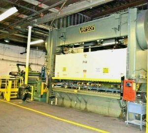 Verson 400-B2-216-60 Straight Side Double Crank Press – Year 1985
