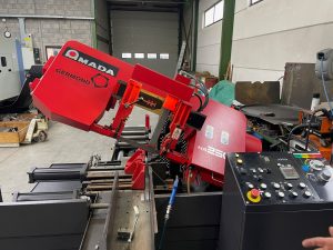 Amada HA250W Band Saw – Year 2011