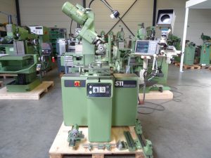 DECKEL S11 Universal Tool Grinder – Year 1989