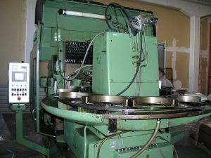 Liebherr L402 – Year 1978