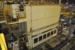 KOMATSU HF4-600 SSDC Servo Press 660 Ton – Year 2002