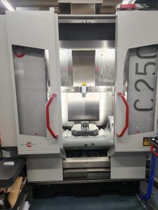 Hermle C250U – Year 2023