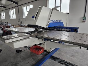 TRUMPF TRUMATIC 500 R CNC Punch Press – Year 2003