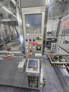 NISSEI TH80E Electric Vertical Injection Molding Machine with Robot – Year 2002