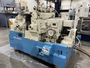 Cincinnati Milacron 340-20 Twin Grip Centerless Grinding Machine