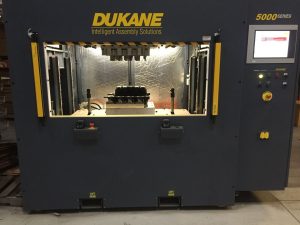 Dukane VW5700LPT  Advanced Linear Vibration Welder – Year 2016