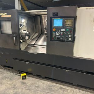Doosan Puma 3100M CNC Lathe C Axis - Year 2011