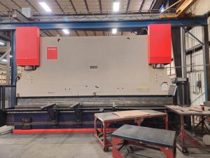 Bystronic Xpert 650-6200 Hydraulic Press Brake 650 Ton Sheet Metal Bender – Year 2011